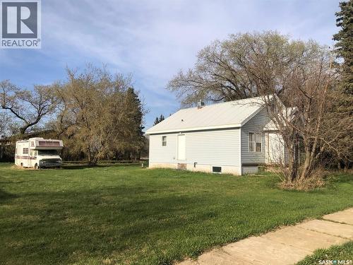 19 1St Avenue N, Hyas, SK - Outdoor
