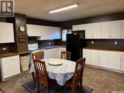19 1St Avenue N, Hyas, SK 