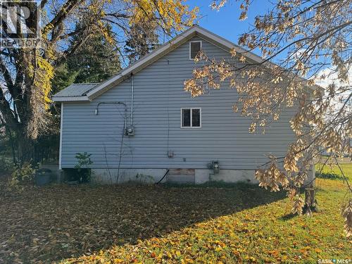 19 1St Avenue N, Hyas, SK 