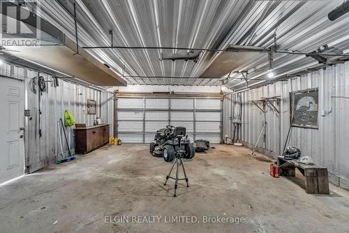 43212 Southdale Line, St. Thomas, ON - Indoor Photo Showing Garage