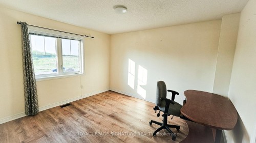10 Keith Crescent, St. Catharines, ON - Indoor Photo Showing Office