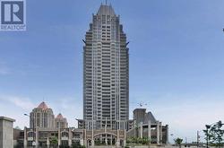 2004 - 388 PRINCE OF WALES DRIVE Mississauga, ON L5B 0A1
