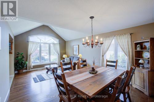237 Carrol Street, Wellington North (Arthur), ON - Indoor Photo Showing Dining Room