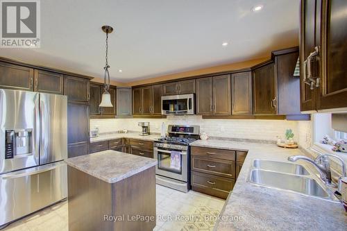 237 Carrol Street, Wellington North (Arthur), ON - Indoor Photo Showing Kitchen With Stainless Steel Kitchen With Double Sink With Upgraded Kitchen