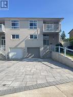 27 TILLPLAIN ROAD Toronto, ON M3H 5R1