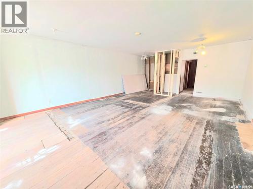 3322 5Th Avenue, Regina, SK - Indoor Photo Showing Other Room