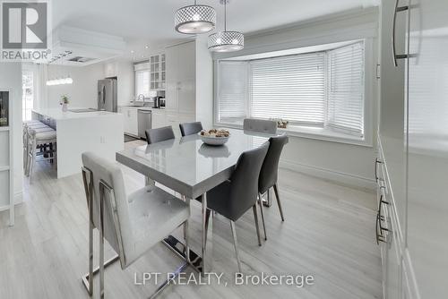 2482 Snowhill Court, Burlington, ON - Indoor Photo Showing Dining Room