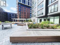 1602 - 10 OAK STREET E  Toronto, ON M5A 0Z1
