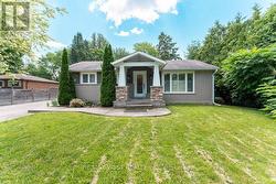 67 MAY AVENUE  East Gwillimbury, ON L0G 1V0