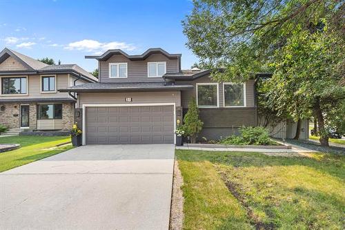 31 Waterside Cove, Winnipeg, MB - Outdoor With Facade