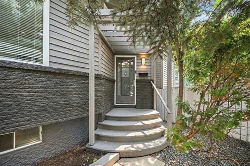 31 Waterside Cove, Winnipeg, MB - Outdoor