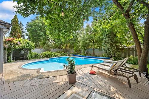 31 Waterside Cove, Winnipeg, MB - Outdoor With In Ground Pool With Deck Patio Veranda With Backyard