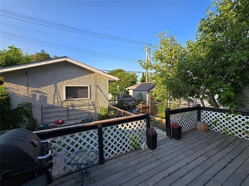 239 Belmont Ave, Winnipeg, MB - Outdoor With Deck Patio Veranda With Exterior