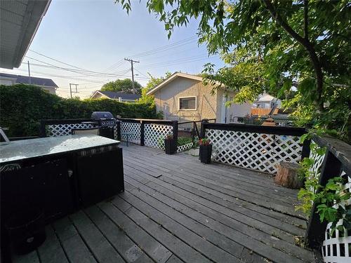239 Belmont Ave, Winnipeg, MB - Outdoor With Deck Patio Veranda With Exterior