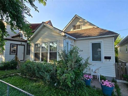 239 Belmont Ave, Winnipeg, MB - Outdoor