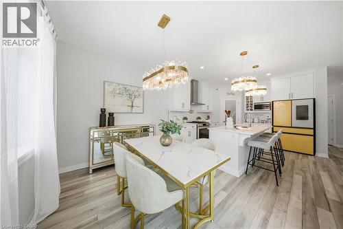 89 Acorn Trail, St. Thomas, ON - Indoor Photo Showing Dining Room