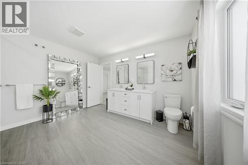 89 Acorn Trail, St. Thomas, ON - Indoor Photo Showing Bathroom
