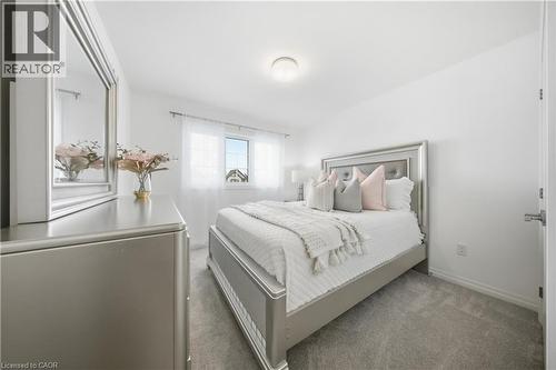 89 Acorn Trail, St. Thomas, ON - Indoor Photo Showing Bedroom