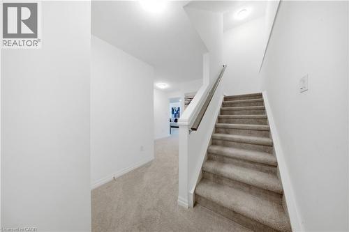 89 Acorn Trail, St. Thomas, ON - Indoor Photo Showing Other Room