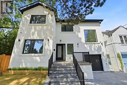 20 BOYLEN STREET  Toronto, ON M9N 2W4