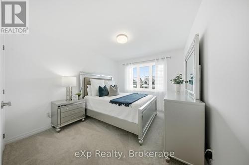 89 Acorn Trail, St. Thomas, ON - Indoor Photo Showing Bedroom
