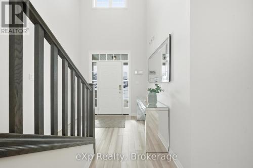 89 Acorn Trail, St. Thomas, ON - Indoor Photo Showing Other Room