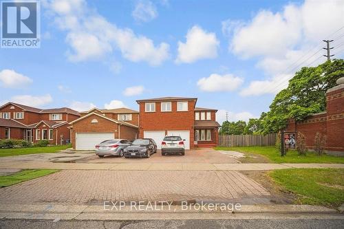 692 Huntington Ridge Drive, Mississauga, ON - Outdoor