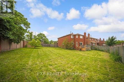 692 Huntington Ridge Drive, Mississauga, ON - Outdoor With Backyard