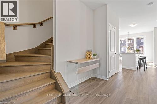 7129 PARSA STREET , Niagara Falls, Ontario L2H 3T2 2