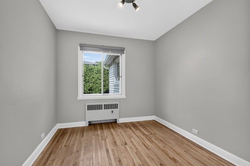 Chambre à coucher - 519 Boul. Beaconsfield, Beaconsfield, QC - Indoor Photo Showing Other Room
