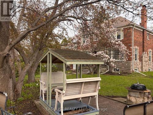 205 Ridley Boulevard, Toronto, ON - Outdoor