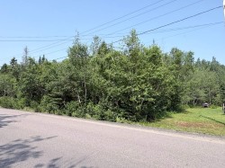 412 Rue Lapierre  Sept-Îles, QC G0G 1L0