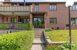 1594 Rue Fortier Saint-Bruno-De-Montarville, QC J3V 6A5