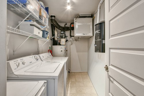 Rangement - 307-1440 Av. De Rochechouart, Saint-Jérôme, QC - Indoor Photo Showing Laundry Room