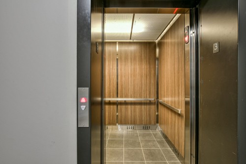 Ascenseur - 307-1440 Av. De Rochechouart, Saint-Jérôme, QC - Indoor
