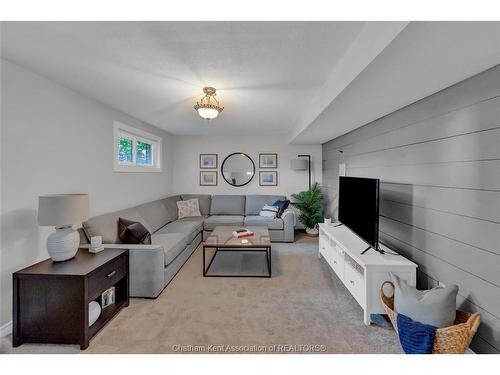 21 Primrose Lane, Chatham, ON 