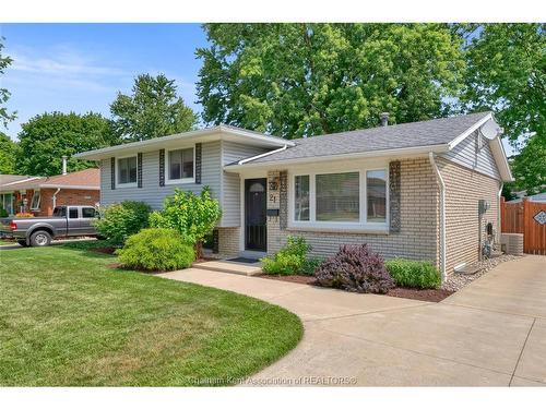 21 Primrose Lane, Chatham, ON 
