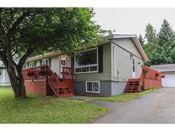 3 Fairmont DR  Hampton, NB E5N 7E4