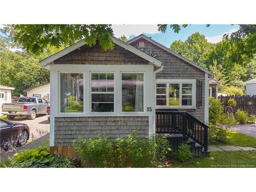 35 Hill St, Saint Stephen, NB 