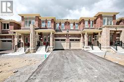 2970 GATESTONE PATH Pickering, ON L1X 2R5