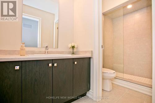 2970 Gatestone Path, Pickering, ON - Indoor Photo Showing Bathroom