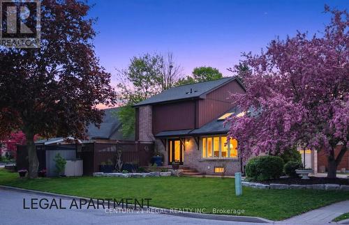 481 CAMELOT DRIVE W  Oshawa, ON L1K 1M5