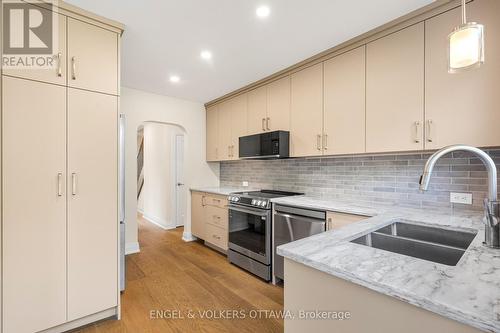 New Kitchen - 581 Windermere Avenue, Ottawa, ON - Indoor Photo Showing Kitchen With Double Sink With Upgraded Kitchen