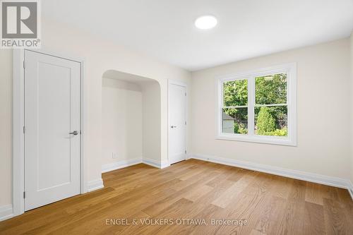 Main Floor Primary - 581 Windermere Avenue, Ottawa, ON - Indoor Photo Showing Other Room