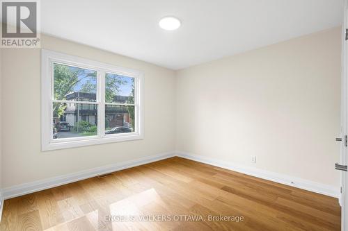 Main Floor Second Bedroom - 581 Windermere Avenue, Ottawa, ON - Indoor Photo Showing Other Room