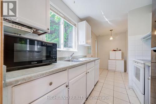 2075 South Millway, Mississauga, ON - Indoor Photo Showing Kitchen With Double Sink