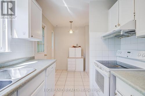 2075 South Millway, Mississauga, ON - Indoor Photo Showing Kitchen