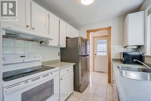 2075 South Millway, Mississauga, ON - Indoor Photo Showing Kitchen With Double Sink