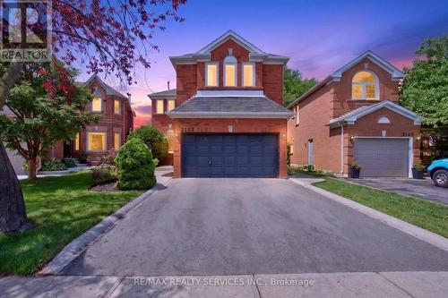 2153 OAK BLISS CRESCENT  Oakville, ON L6M 3K2