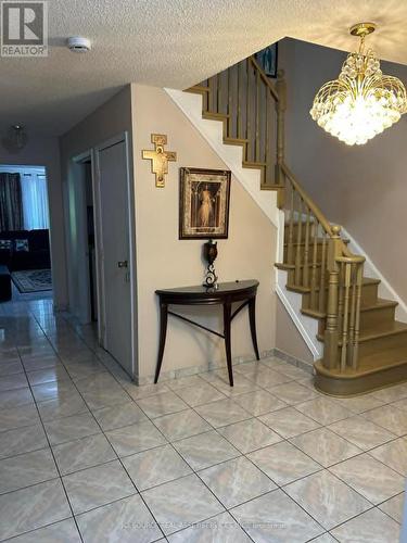 3546 Italia Crescent, Mississauga, ON - Indoor Photo Showing Other Room